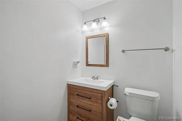 4853 S Hoyt Street Littleton, CO 80123