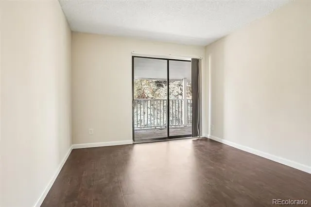 921 S Walden Street #206 Aurora, CO 80017