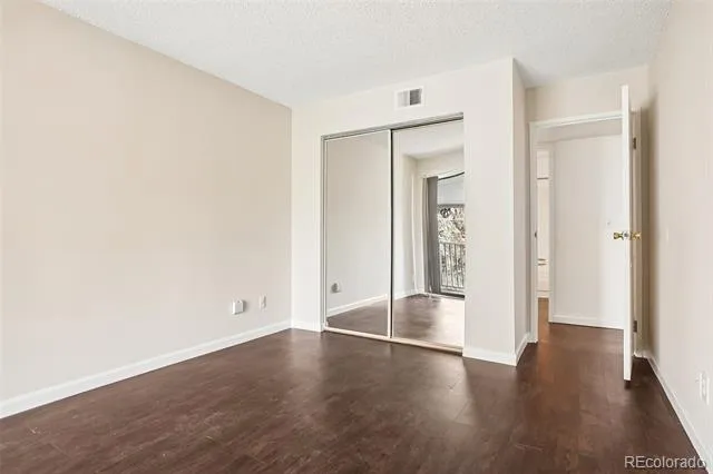 921 S Walden Street #206 Aurora, CO 80017