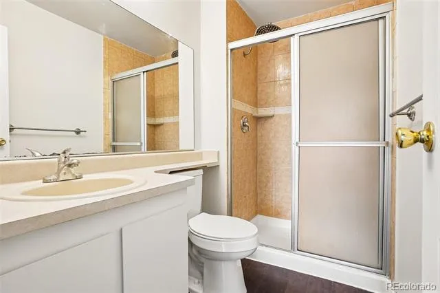 921 S Walden Street #206 Aurora, CO 80017