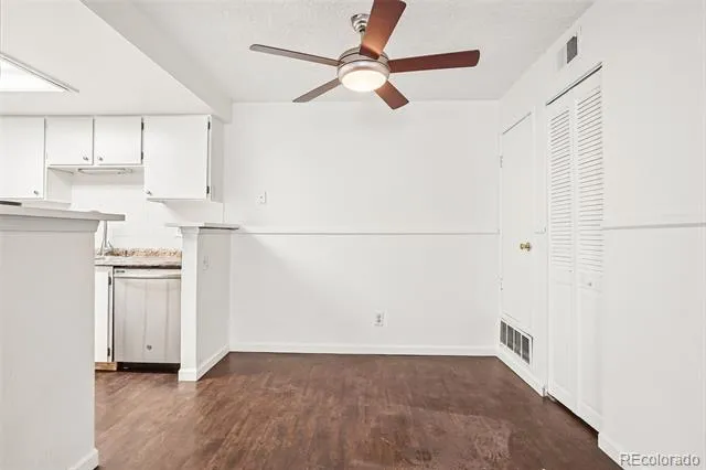 921 S Walden Street #206 Aurora, CO 80017