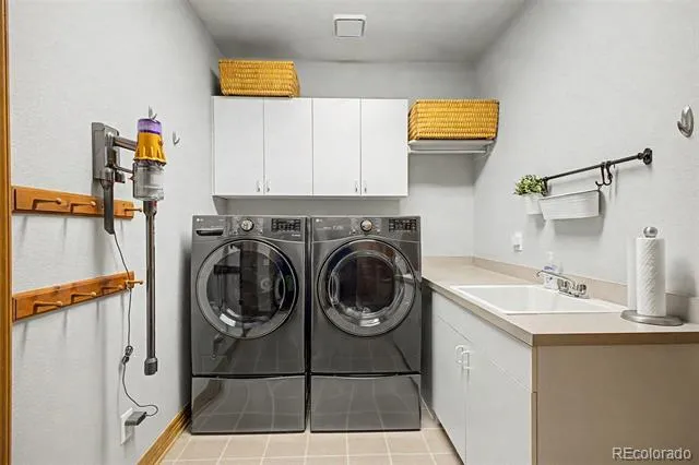 26384 E Otero Drive Aurora, CO 80016