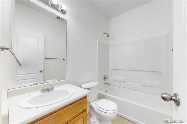 12178 E Kansas Place Aurora, CO 80012