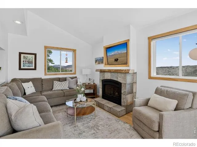 47 Pyrite Way Lyons, CO 80540