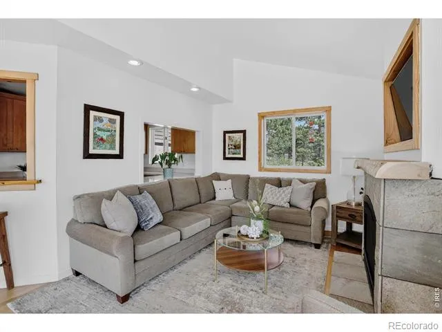 47 Pyrite Way Lyons, CO 80540
