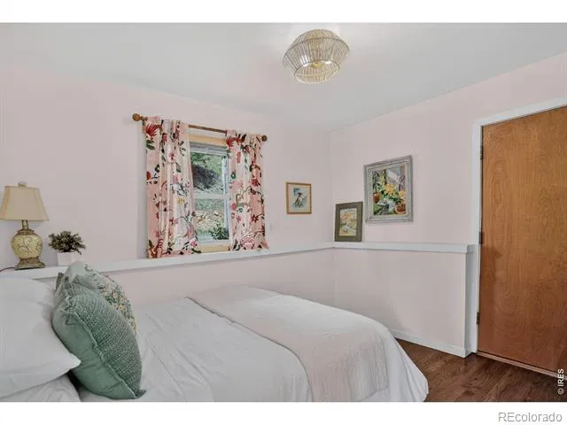 47 Pyrite Way Lyons, CO 80540