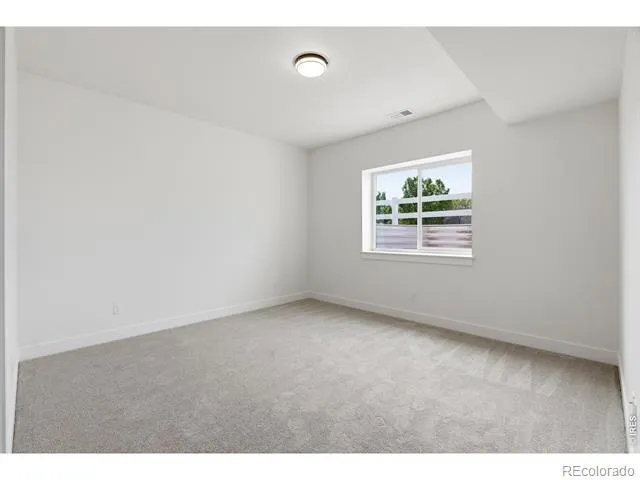 8463 Annapolis Drive Windsor, CO 80528
