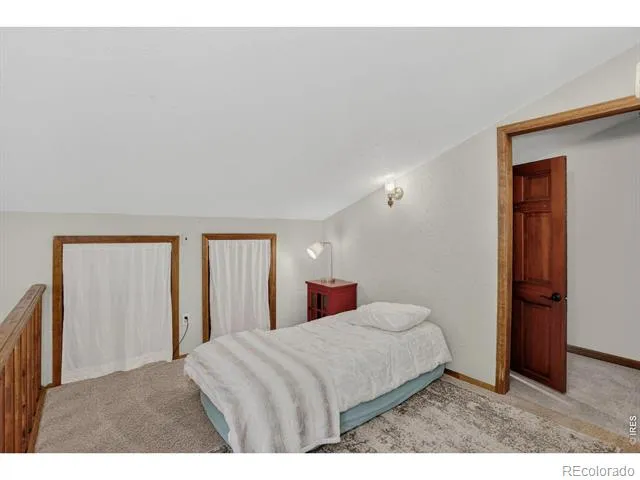 760 Hickory Drive Lyons, CO 80540