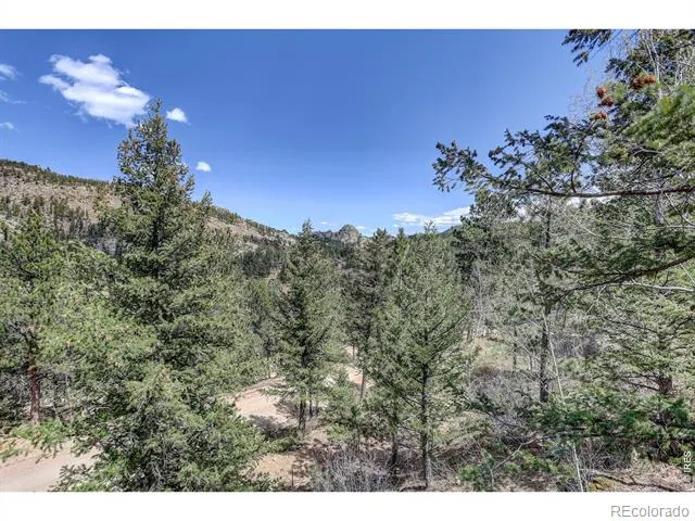 760 Hickory Drive Lyons, CO 80540