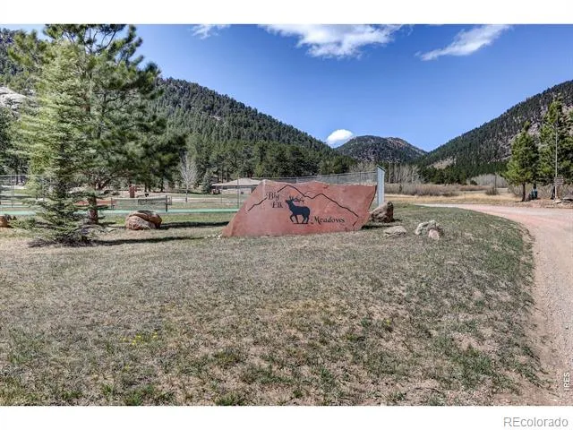 760 Hickory Drive Lyons, CO 80540