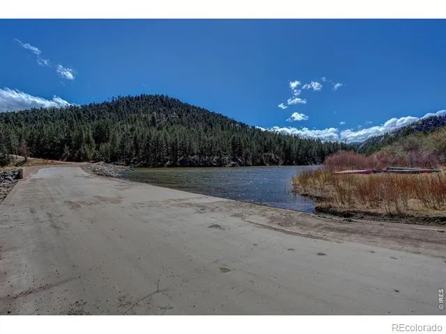 760 Hickory Drive Lyons, CO 80540