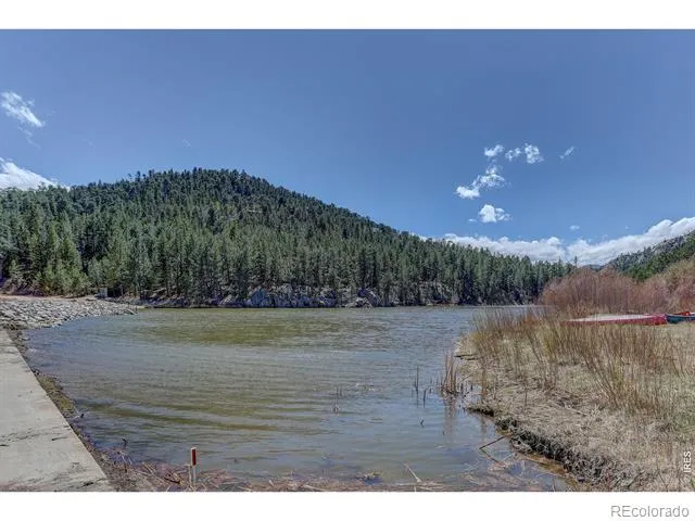760 Hickory Drive Lyons, CO 80540