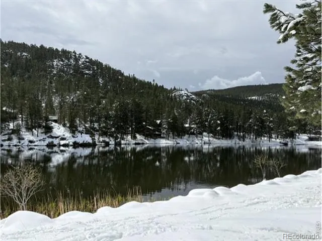760 Hickory Drive Lyons, CO 80540