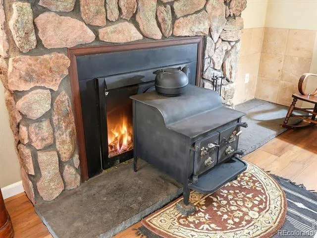 32307 Sylvan Road Golden, CO 80403