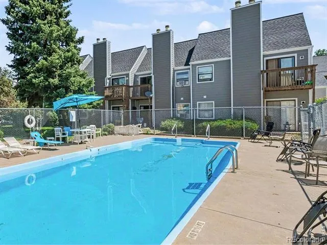 225 E 8th Avenue #F11 Longmont, CO 80504