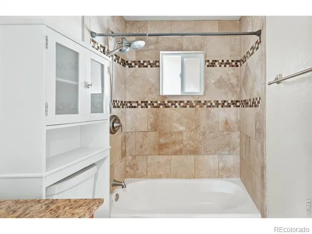 6801 Alan Drive Denver, CO 80221