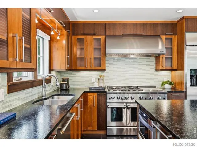 310 Morning Glory Drive Boulder, CO 80302