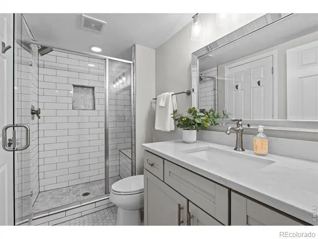 1017 S Krameria Street Denver, CO 80224