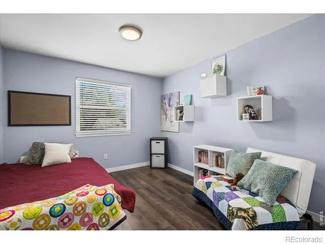 2431 Maplewood Circle E Longmont, CO 80503