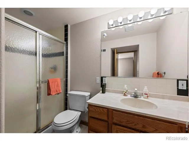 2431 Maplewood Circle E Longmont, CO 80503