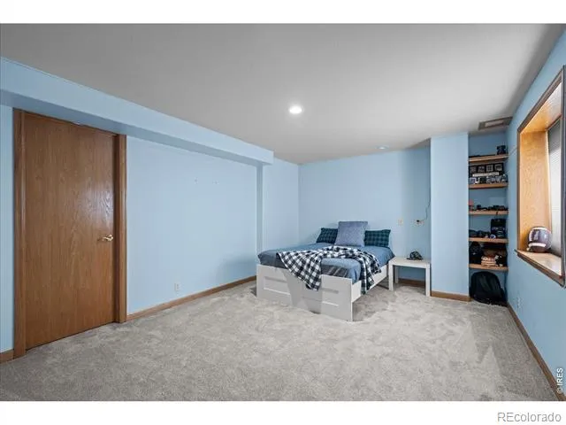 2431 Maplewood Circle E Longmont, CO 80503