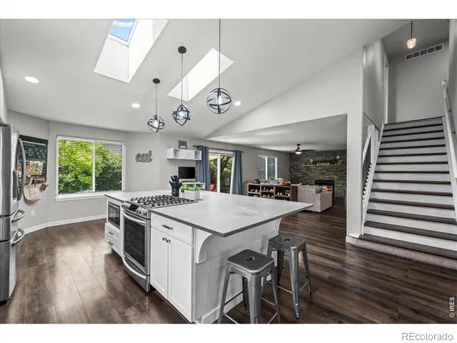 2431 Maplewood Circle E Longmont, CO 80503