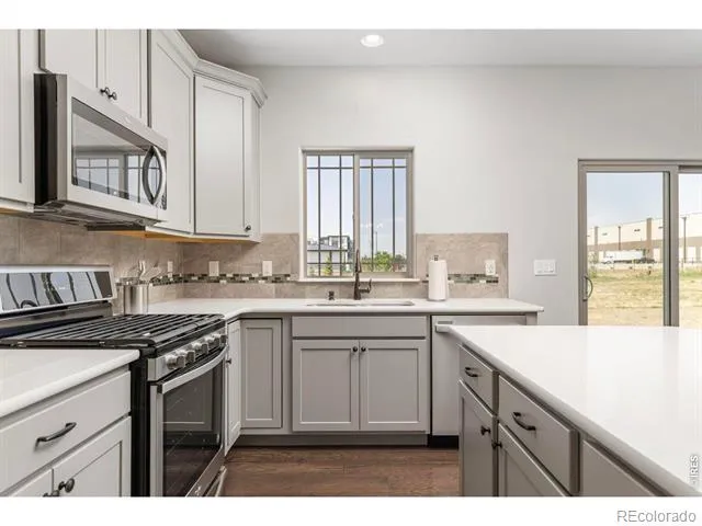 4121 Pennycress Drive Johnstown, CO 80534