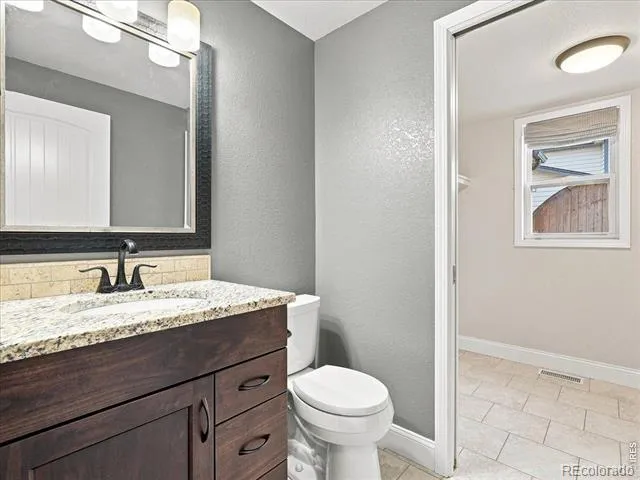7326 W 21st St Rd Greeley, CO 80634