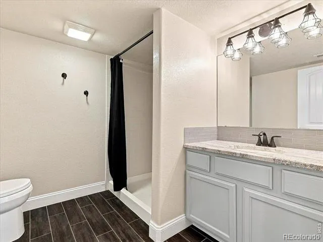 7326 W 21st St Rd Greeley, CO 80634