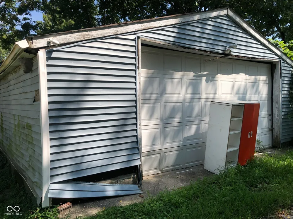 840 S Pershing Avenue Indianapolis, IN 46221