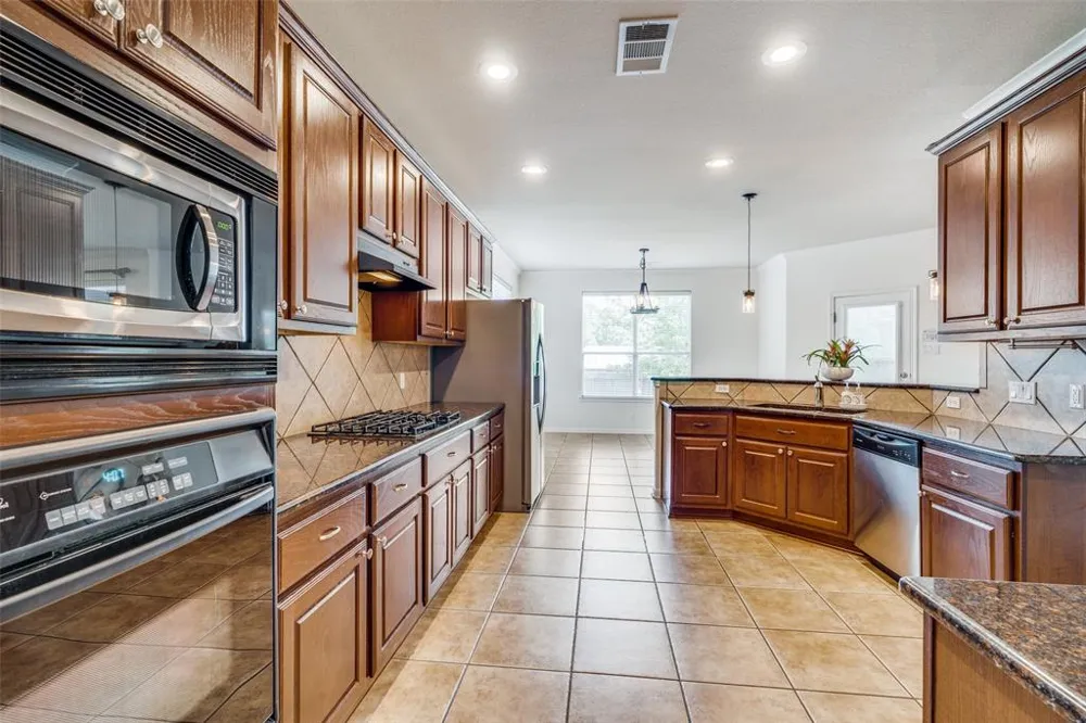 5413 Batak Lane Austin, TX 78749