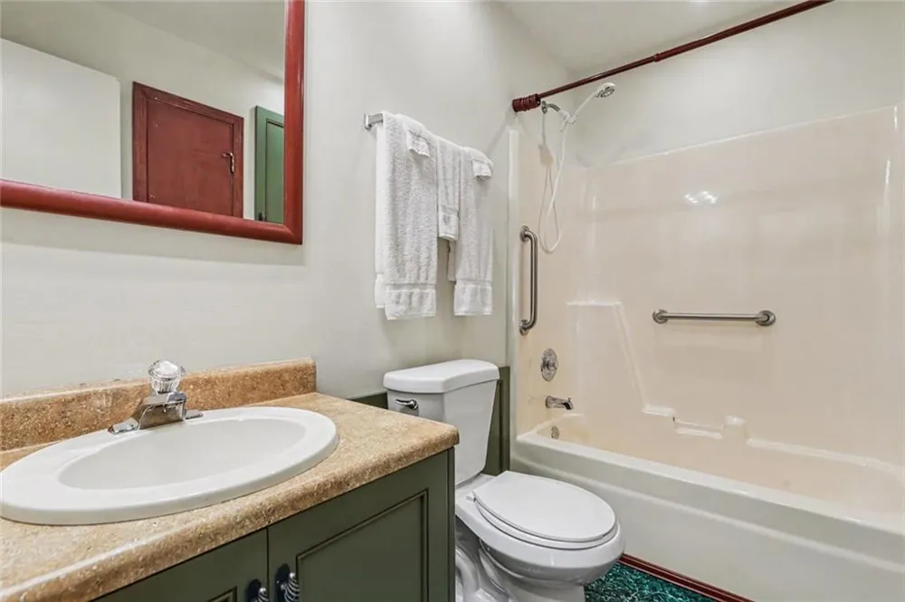 107 Pine Haven Drive Carrollton, GA 30116