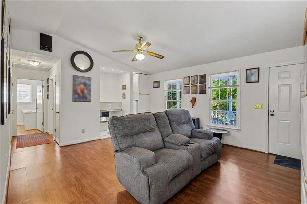 107 Pine Haven Drive Carrollton, GA 30116