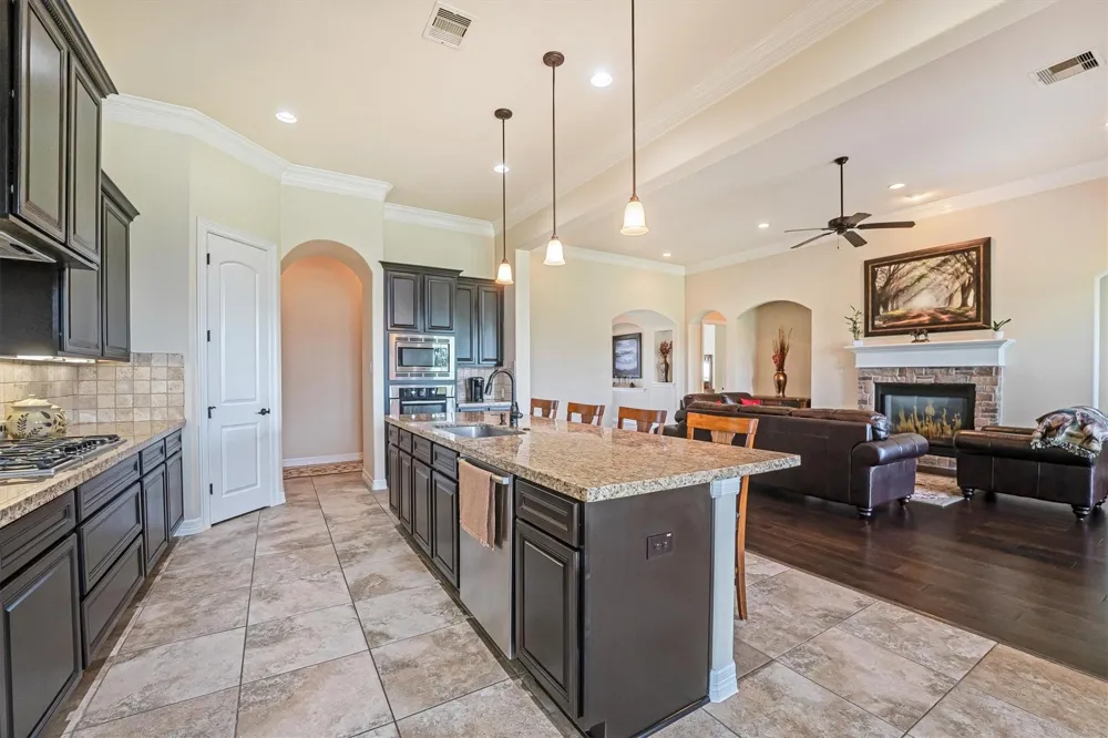 18955 Harbor Side Boulevard Montgomery, TX 77356