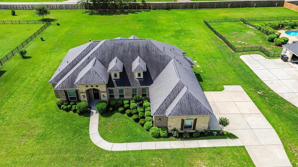 18955 Harbor Side Boulevard Montgomery, TX 77356