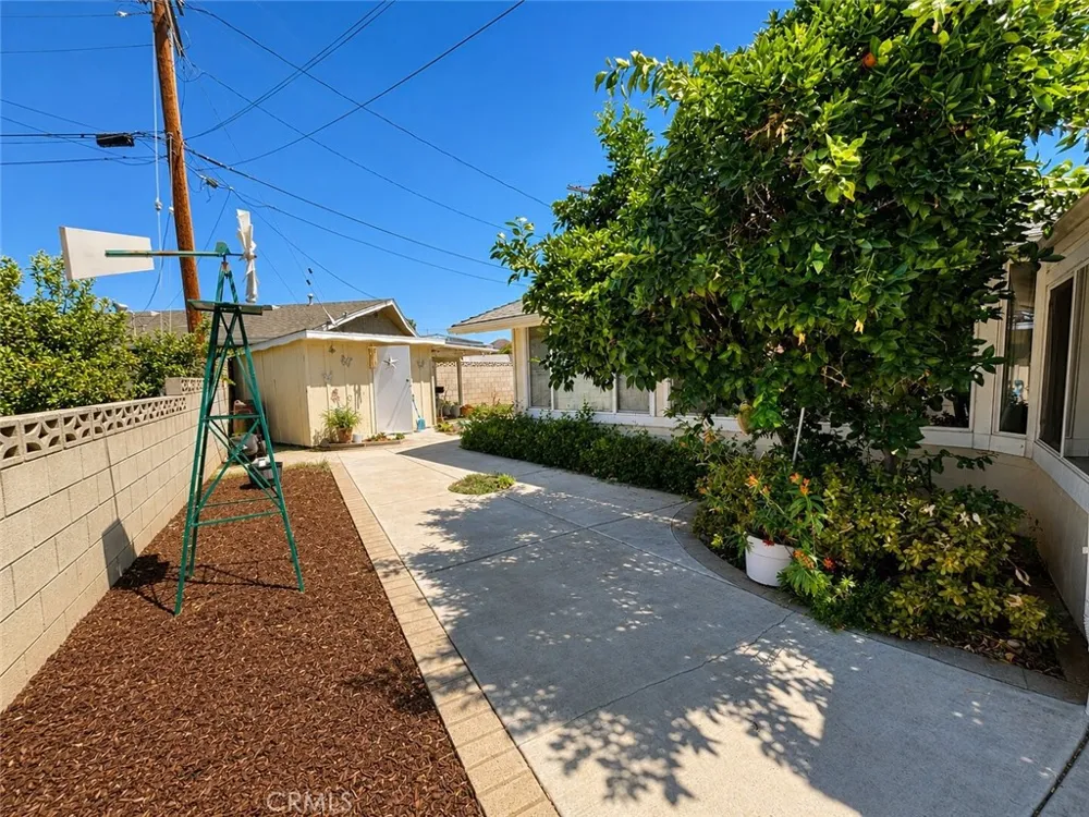 28990 Hogan Drive Sun City, CA 92586