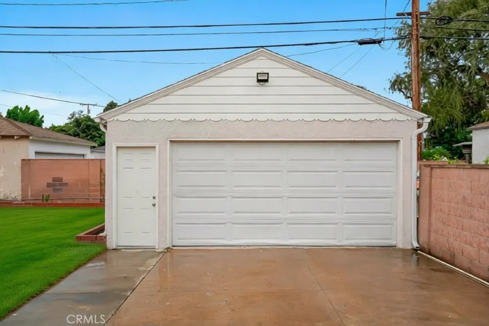 4071 Liberty South Gate, CA 90280