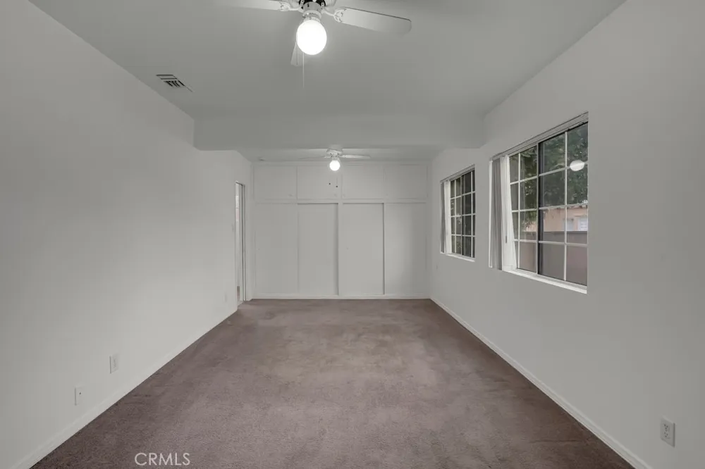 4071 Liberty South Gate, CA 90280