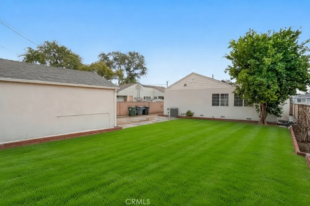 4071 Liberty South Gate, CA 90280