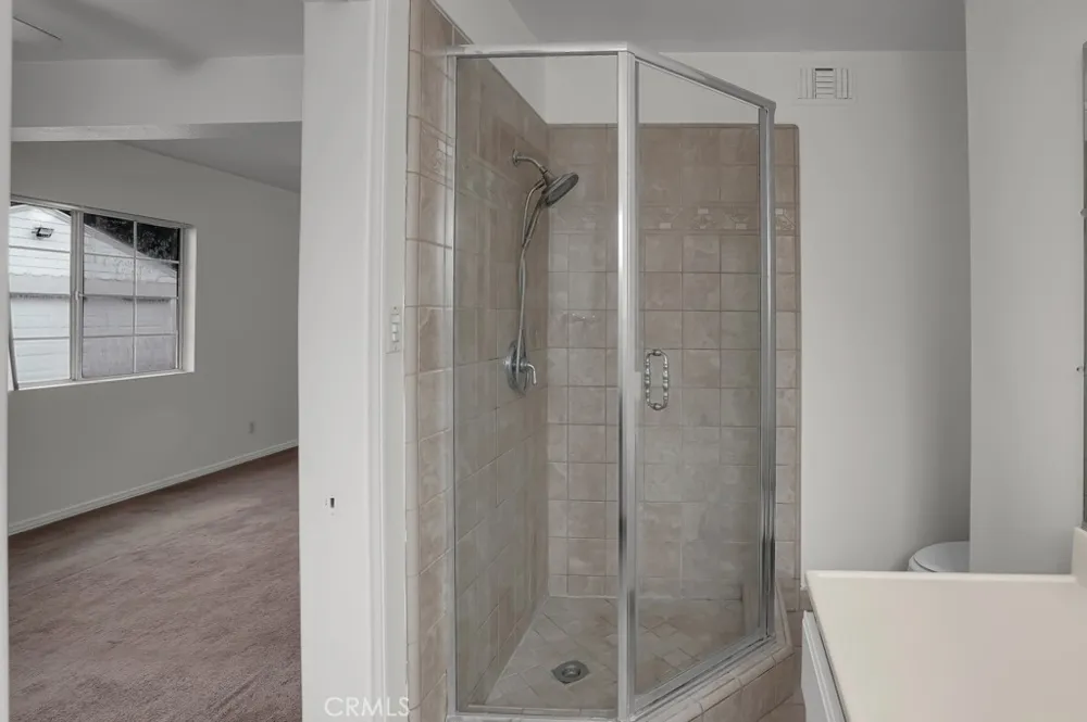 4071 Liberty South Gate, CA 90280