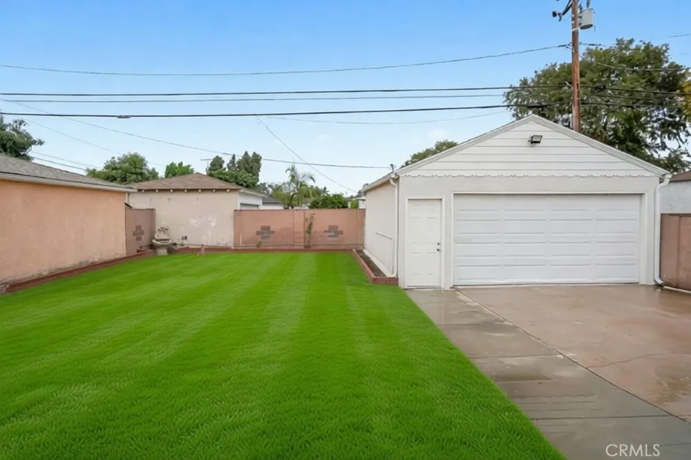 4071 Liberty South Gate, CA 90280