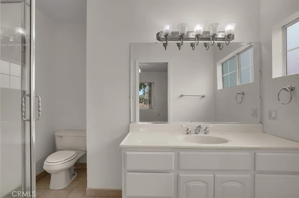 4071 Liberty South Gate, CA 90280