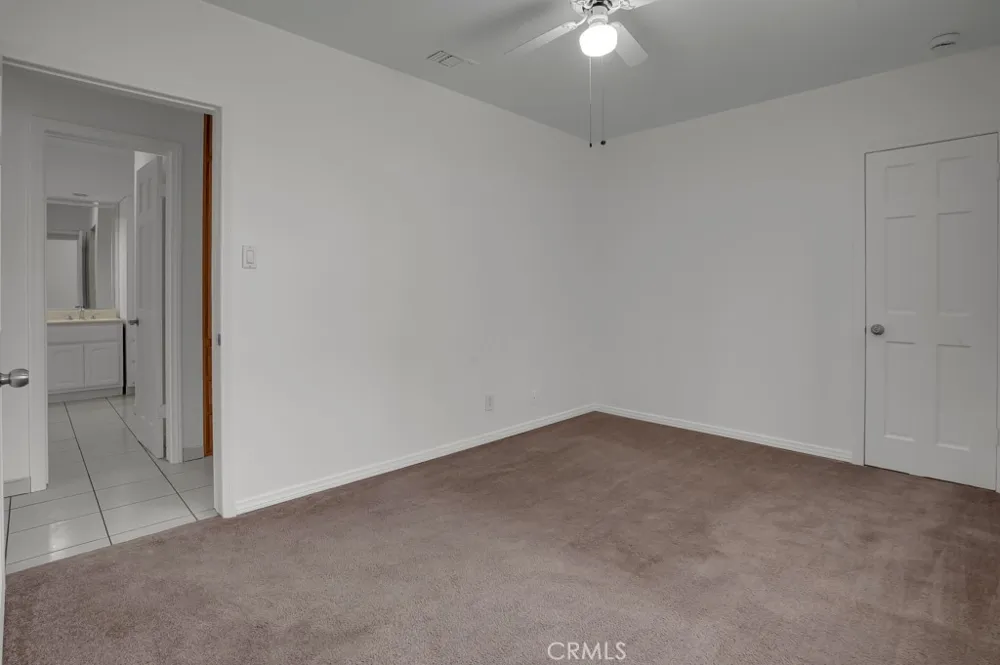 4071 Liberty South Gate, CA 90280