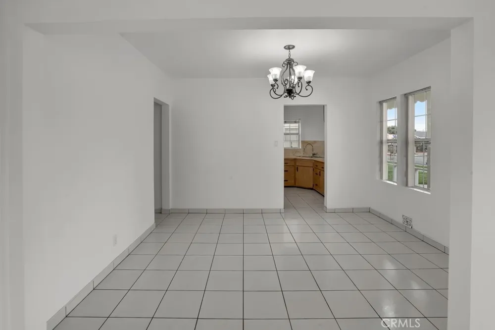 4071 Liberty South Gate, CA 90280