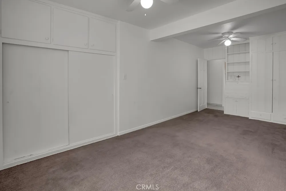 4071 Liberty South Gate, CA 90280