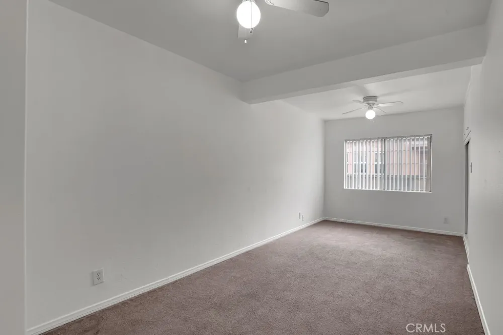 4071 Liberty South Gate, CA 90280