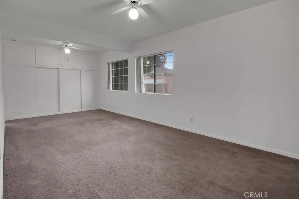 4071 Liberty South Gate, CA 90280