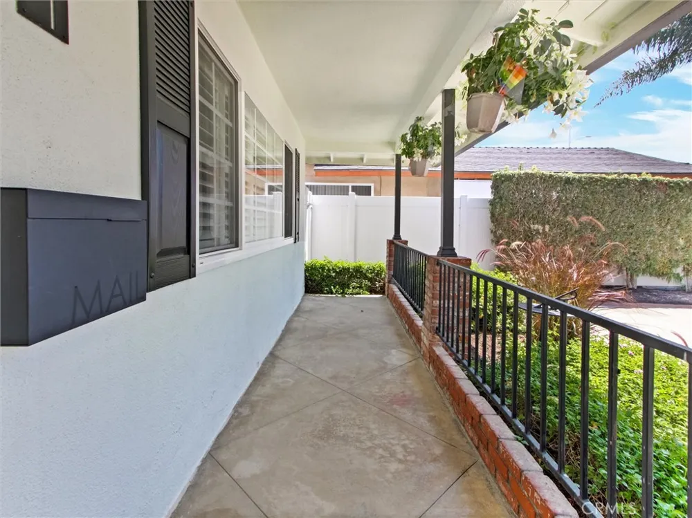 6241 Mar Vista Drive Huntington Beach, CA 92647