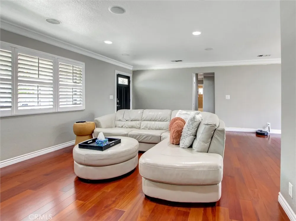 6241 Mar Vista Drive Huntington Beach, CA 92647