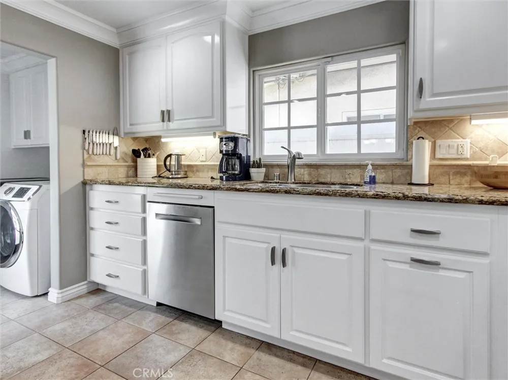 6241 Mar Vista Drive Huntington Beach, CA 92647
